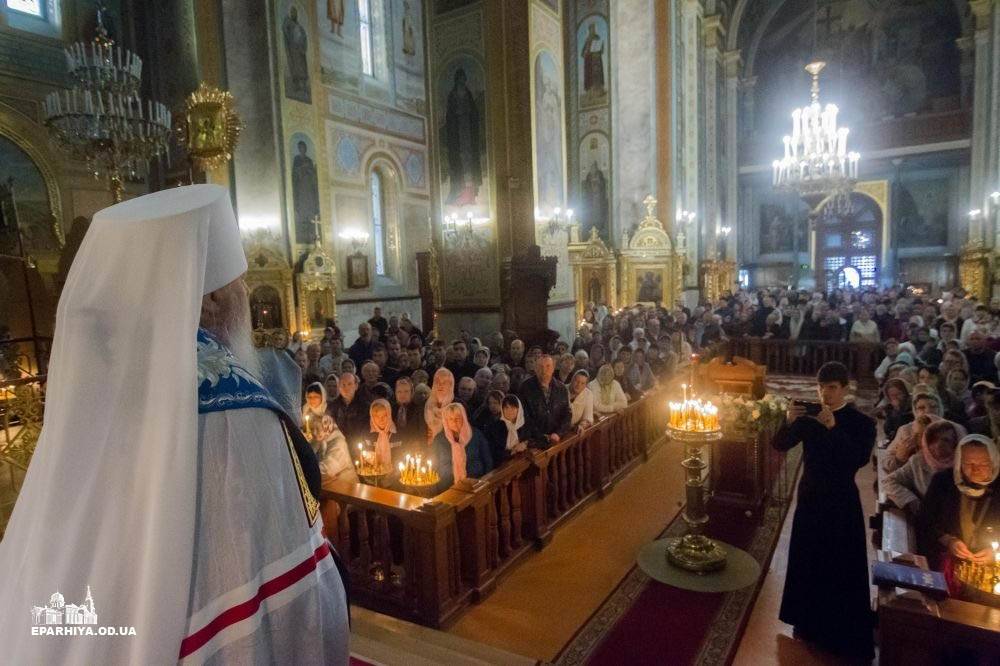 На Украине молятся об упокоении погибших и исцелении раненых в Керчи