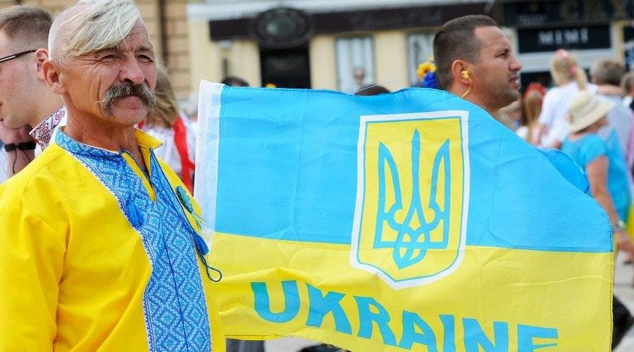 Украина разваливается: как выживают при майданной власти