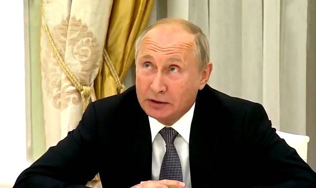 «Ваш орлан уже все оливки склевал?»: Путин подколол Болтона с гербом США «Ваш орлан уже все оливки склевал?»: Путин подколол Болтона с гербом США