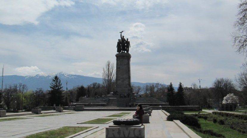 Памятник Советской армии в Софии будет поставлен под круглосуточный контроль полиции