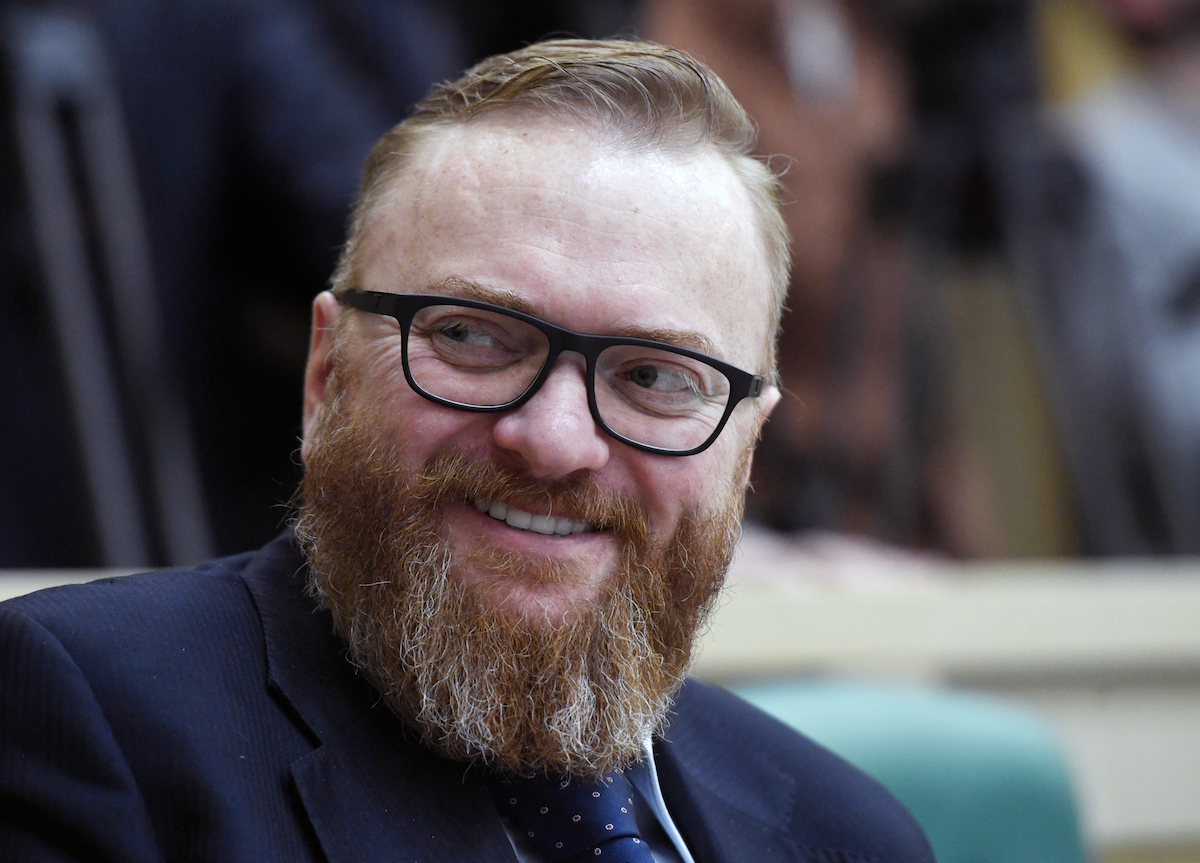 Спецоперация "Милонов": депутат Госдумы сорвал гомофестиваль «Бок о бок» Спецоперация "Милонов": депутат Госдумы сорвал гомофестиваль «Бок о бок»