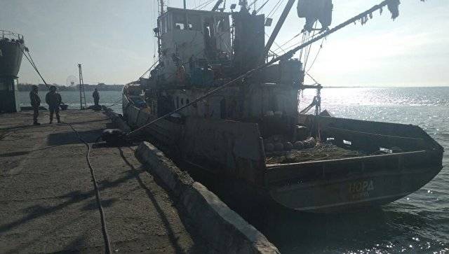 Экипаж задержанного на Украине судна "Норд" вернулся в Крым