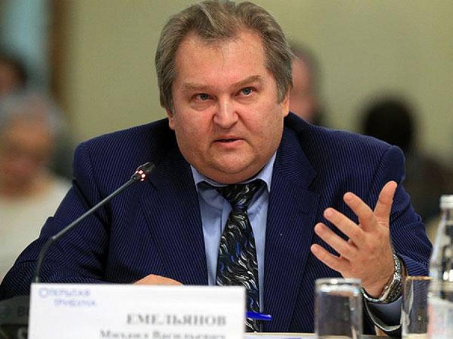 Емельянов: РФ санкциями намерена сорвать план Запада по отношению к Украине