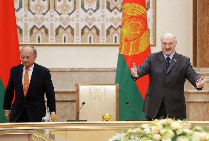 Лукашенко: Договориться не могут — значит война в Украине кому-то нужна