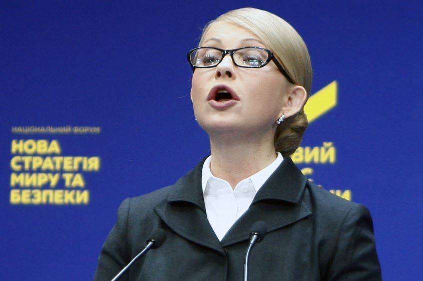 Тимошенко решила продать Крым и Донбасс России