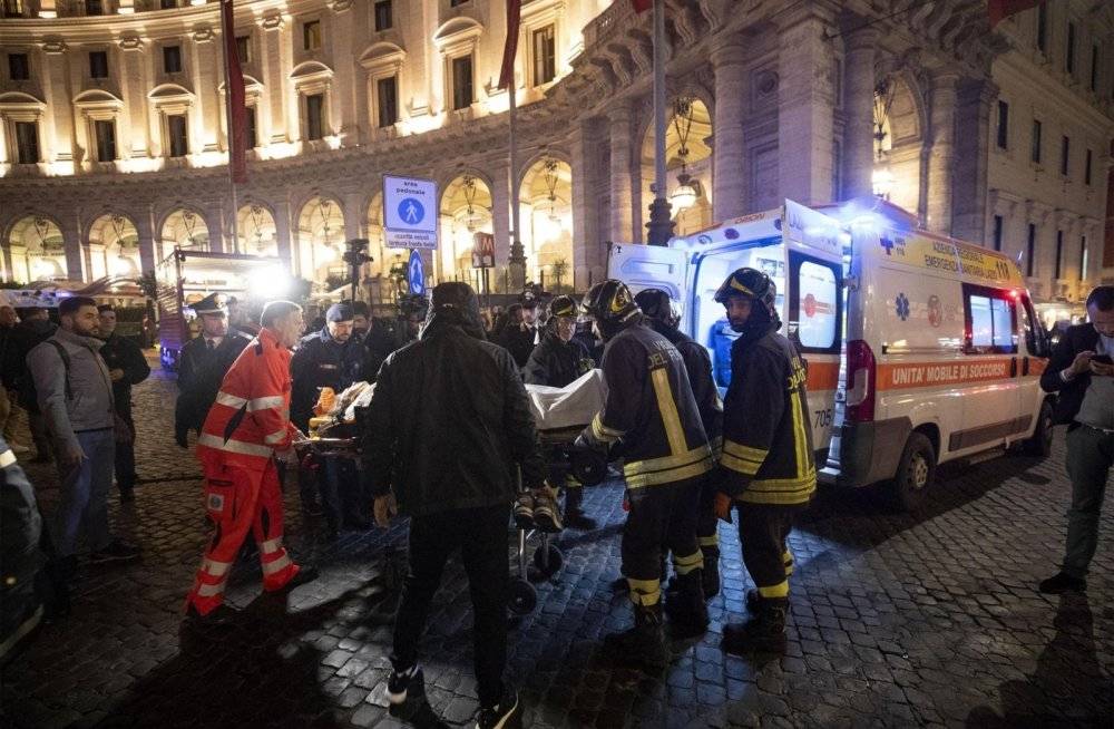 Толерантная Европа открыла двери: украинцы устроили разбой в метро Рима