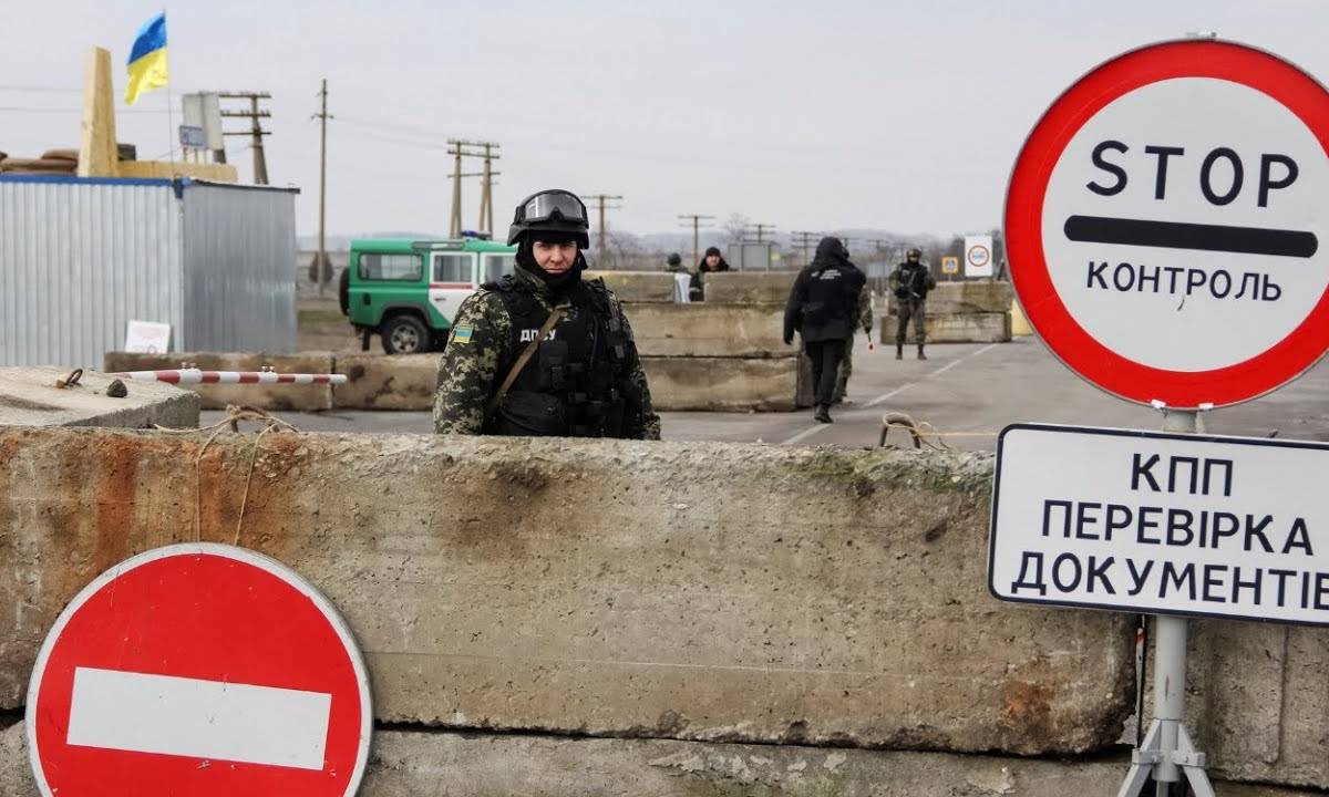 Украинский закон против россиян: Киев ставит «железный занавес» Украинский закон против россиян: Киев ставит «железный занавес»