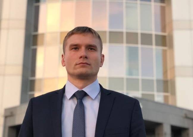 Бой с тенью. Эксперты об итогах выборов в Хакасии и победе Коновалова Бой с тенью. Эксперты об итогах выборов в Хакасии и победе Коновалова