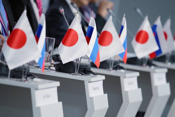 Россия и Япония: неужели сговорились на два острова