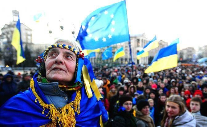 Мистификаторы Киева творят новую реальность, но боятся реванша