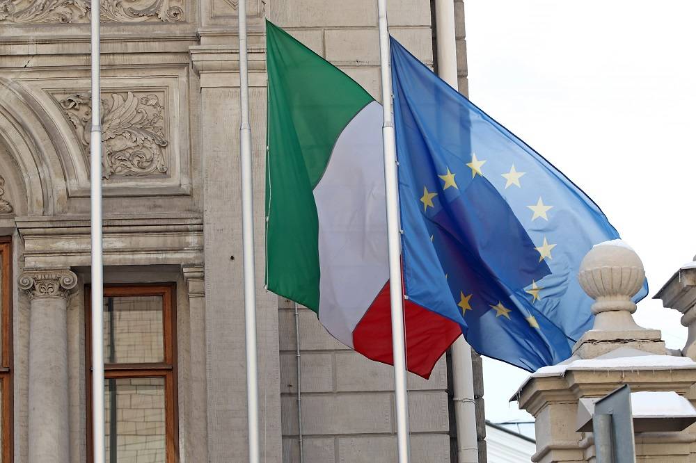 США убеждают Италию продолжать поддержку санкций ЕС против России