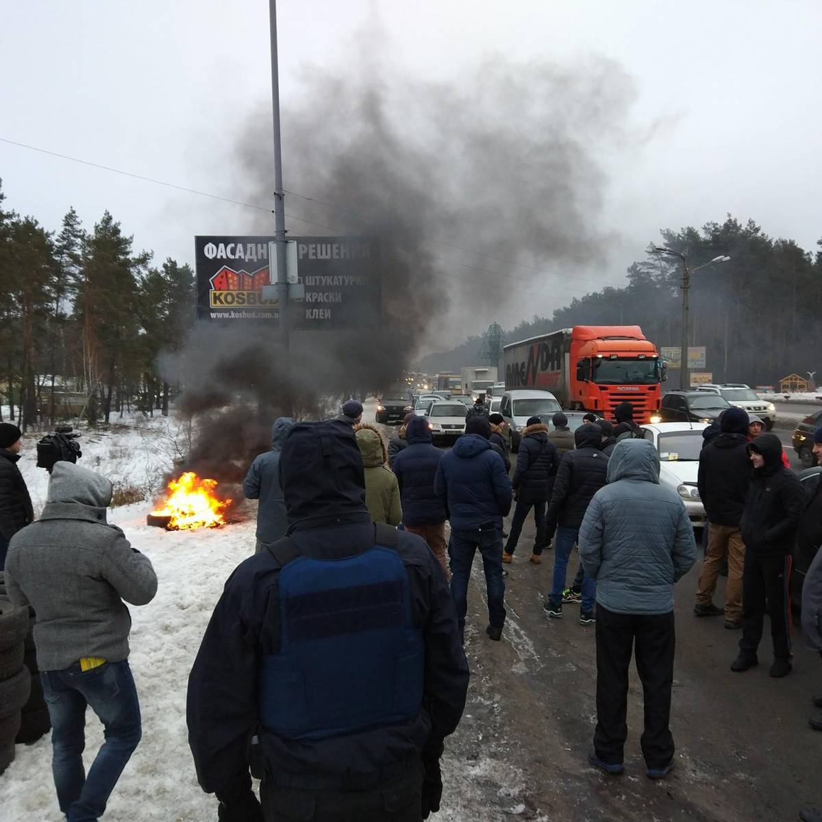 Автовладельцы перекрыли дороги на Украине и белорусско-украинскую границу