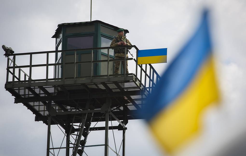 Украина запретила въезд на территорию страны российским мужчинам