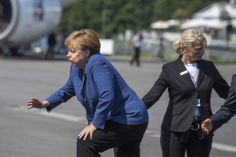 Бабушка здорова: Было ли покушение на Ангелу Меркель?