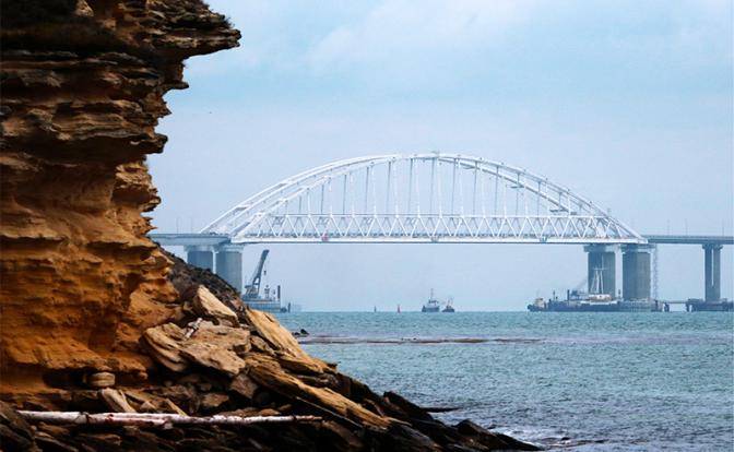 До Запада дошло: Мир уничтожил Крымский мост