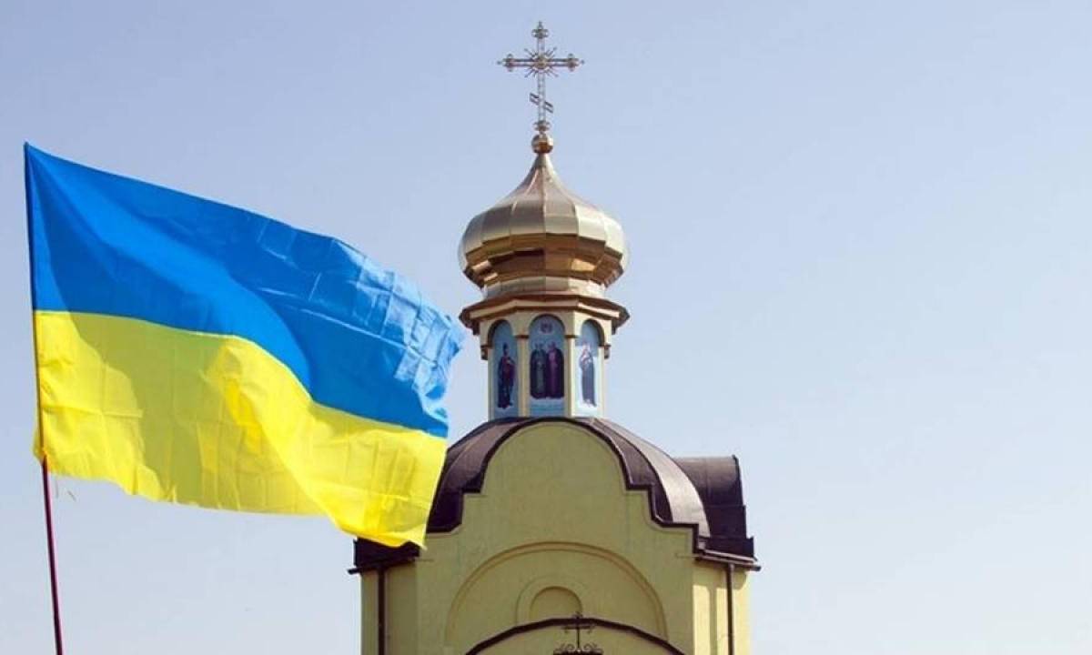 Расчет в интересах Запада: украинская церковь не увидит независимость