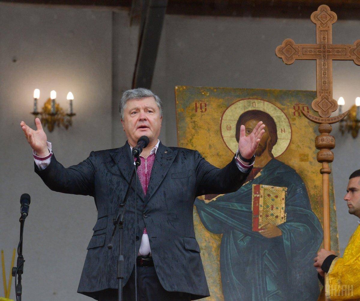 Галиция: Порошенко пропил Украинскую Православную церковь