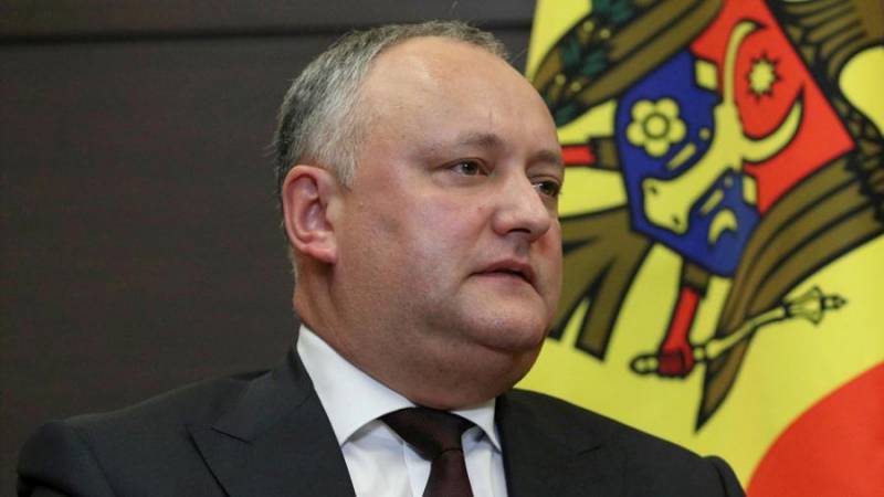 Президент Молдавии временно отстранён от должности