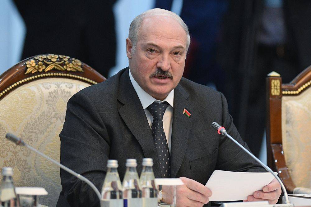 Лукашенко испугался, что Россия поглотит Белоруссию