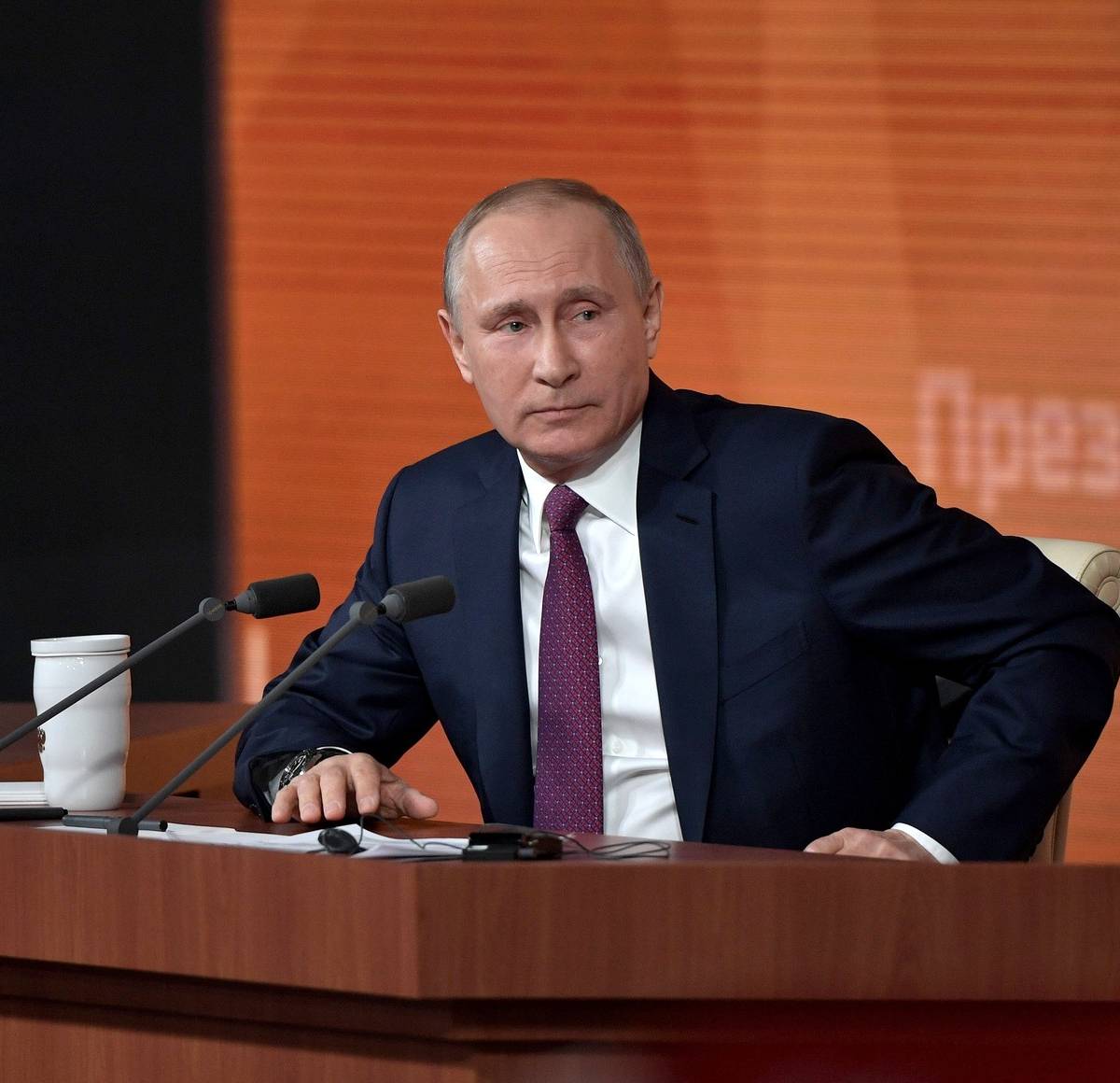 О чем Путин будет говорить на большой пресс-конференции? О чем Путин будет говорить на большой пресс-конференции?