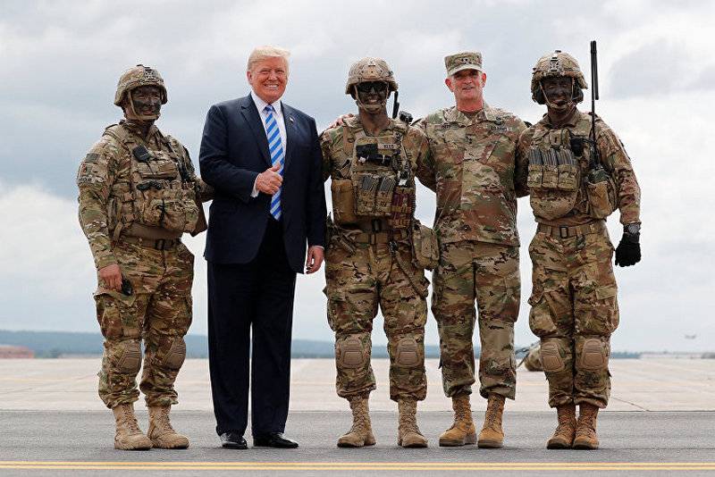 США приступают к выводу войск из Афганистана