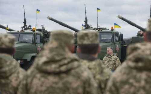 Киев нашёл выход из военного положения в политическом мазохизме