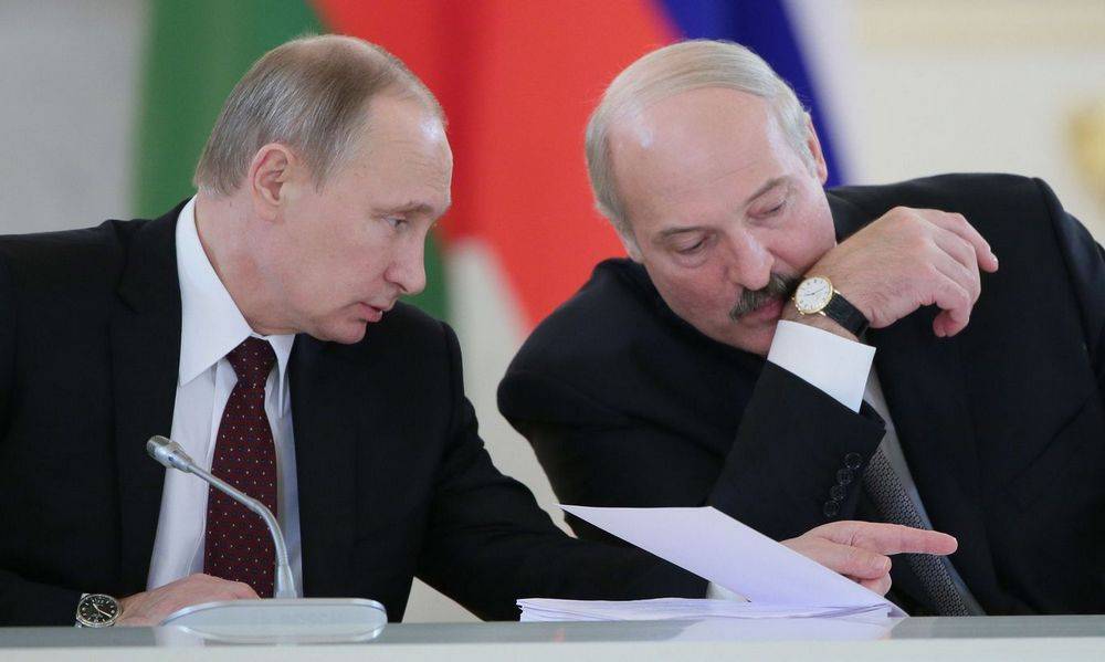 Лукашенко опять в Москве. Что он хочет от Путина?
