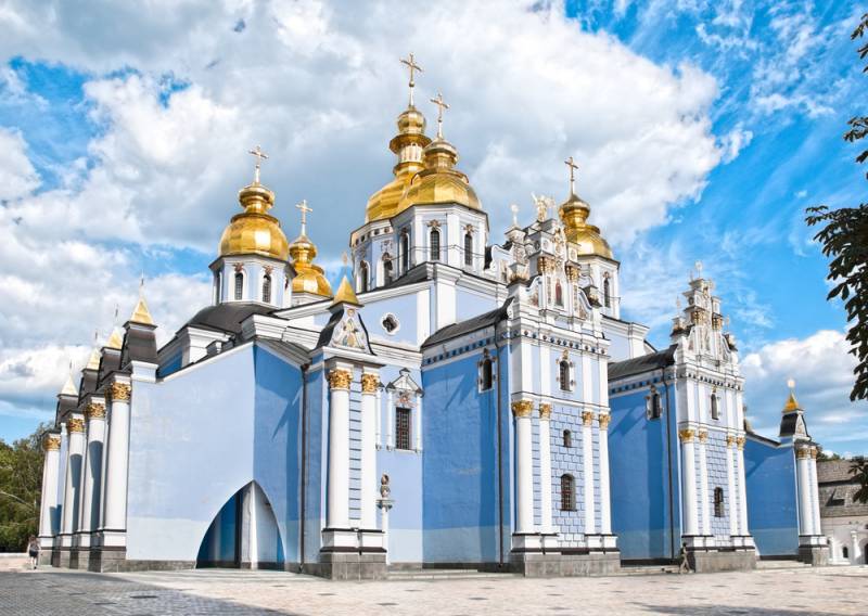 СЦУ – это Святейшая Церковь Украины. А вы что подумали?