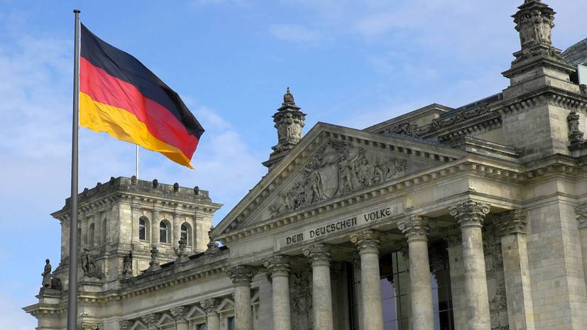 Германия — идеальный посредник: Берлин мог бы наладить связи между РФ и США