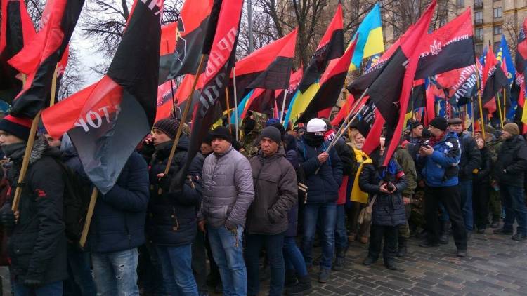 Прихожане Кресто-Воздвиженского храма в Виннице дали отпор Правому сектору