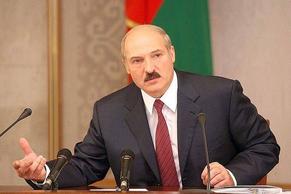 Лукашенко готовит Белоруссию к защите независимости