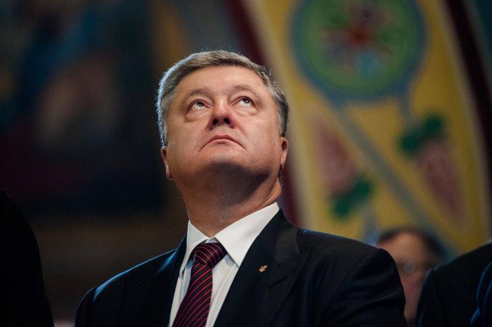 Порошенко: Украина сбросила московское ярмо