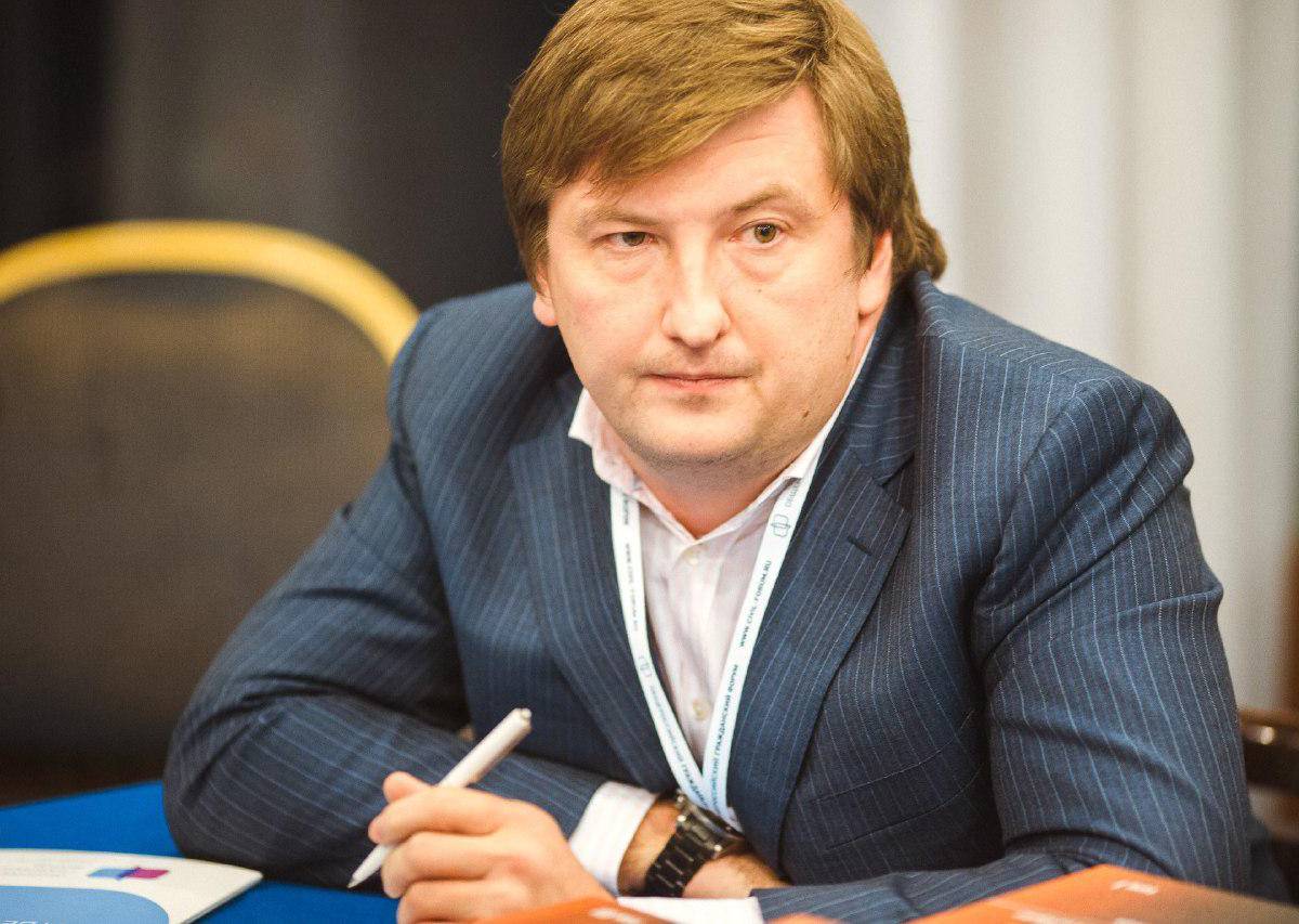 Кузнецов: Россия спасла Мэй от отставки
