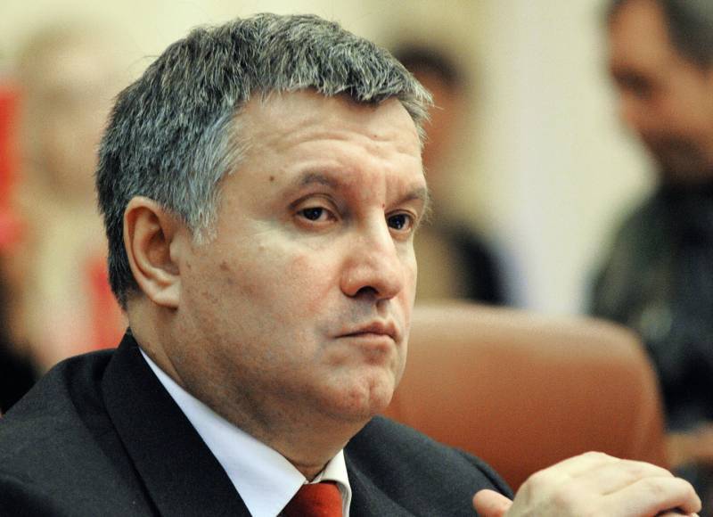Аваков: Почти все кандидаты в президенты Украины нарушают закон