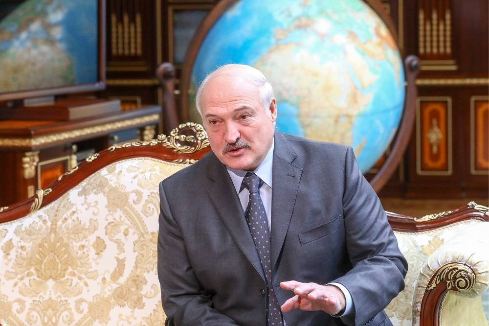 Лукашенко: Белоруссия как была, так и останется родным домом для русских