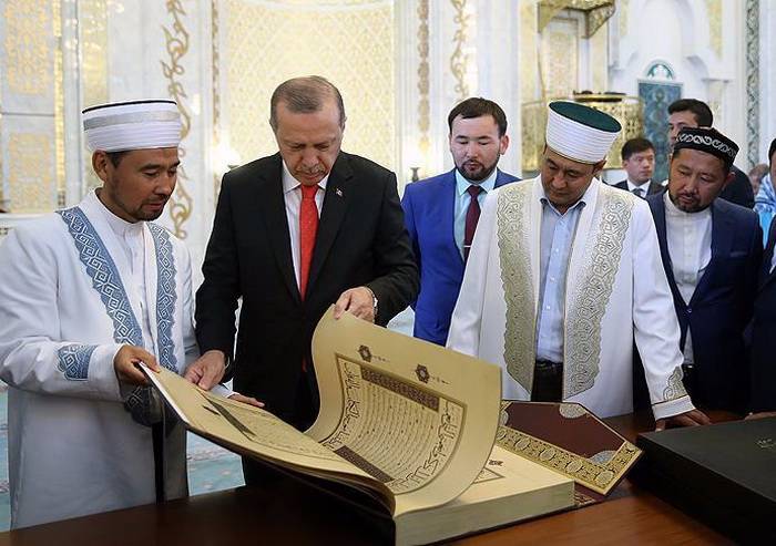Турция продвигает политический ислам через мечети