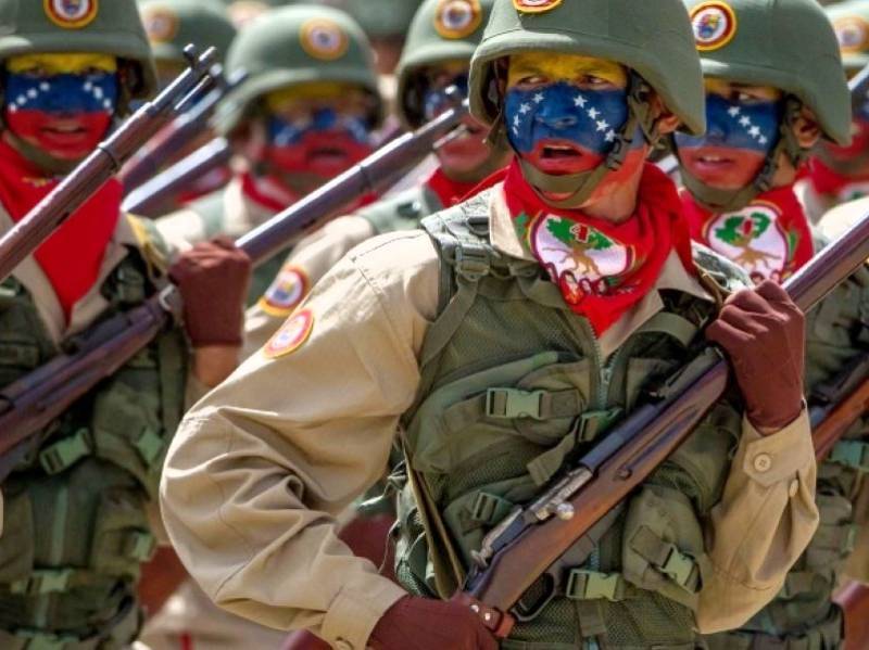 Оппозиция Венесуэлы договаривается с армией вместе свергнуть Мадуро