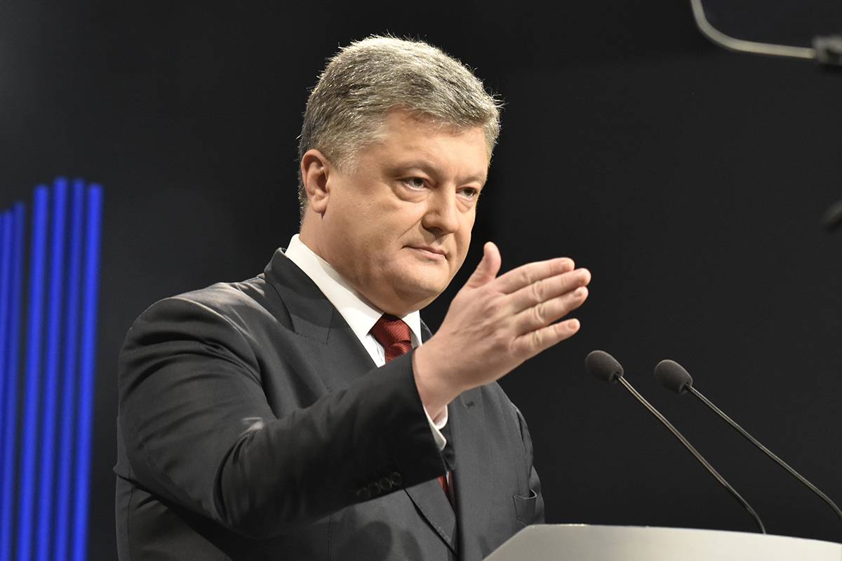 Куликов: Порошенко считает украинцев глупцами без памяти