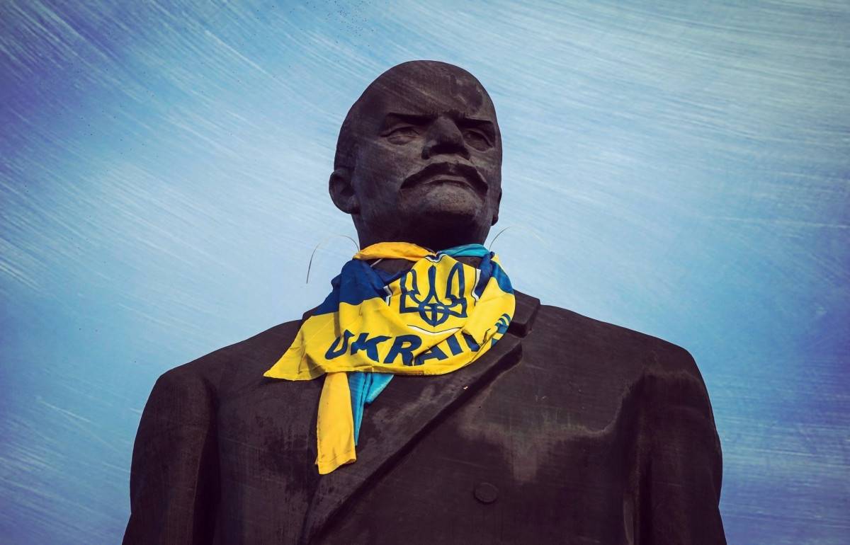 В эпидемии кори на Украине виноваты памятники Ленину