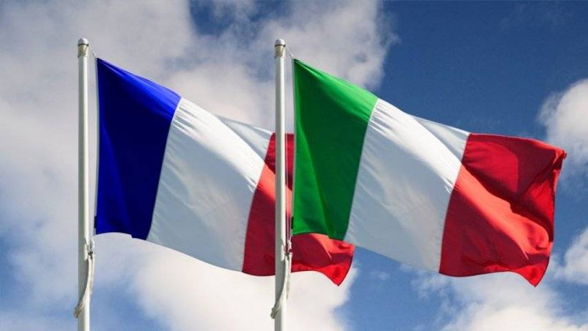 Франция отозвала своего посла из Италии для консультаций