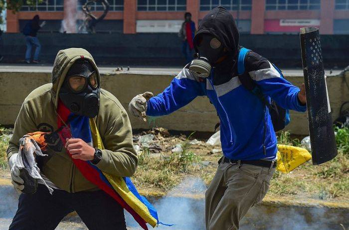 Переворот дал осечку, США готовятся к вторжению в Венесуэлу
