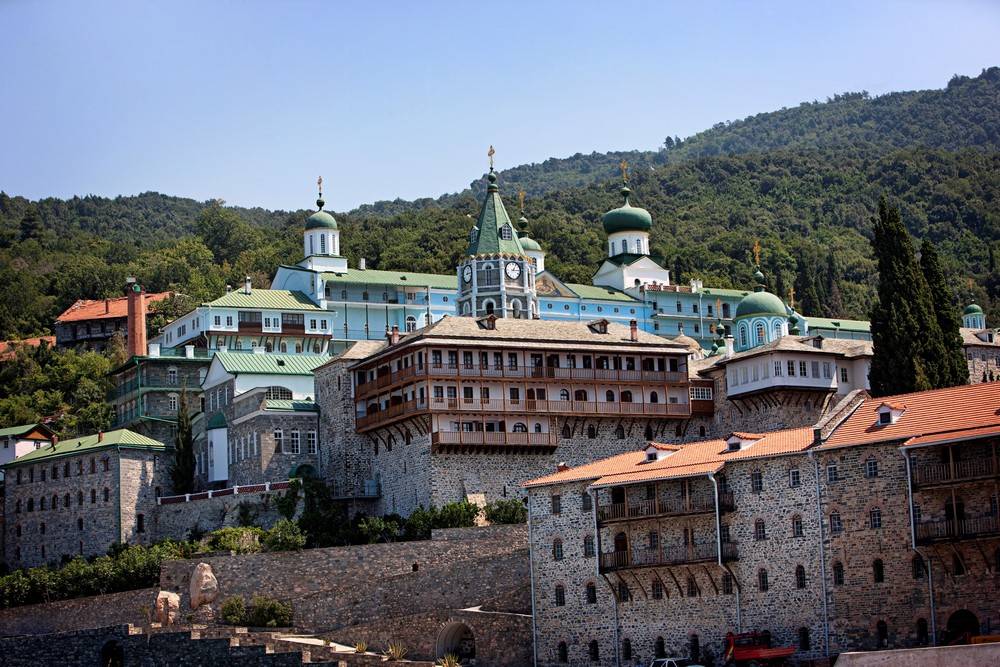 Делегацию новой церкви Украины не пустили в монастыри Афона