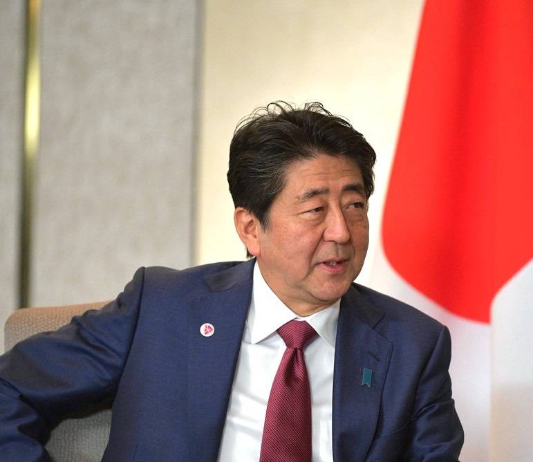 Абэ: Япония борется за все четыре Курильских острова