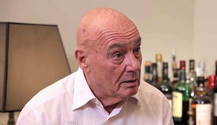 Познер рассказал, чем ему пришлось пожертвовать за отказ сотрудничать с КГБ Познер рассказал, чем ему пришлось пожертвовать за отказ сотрудничать с КГБ
