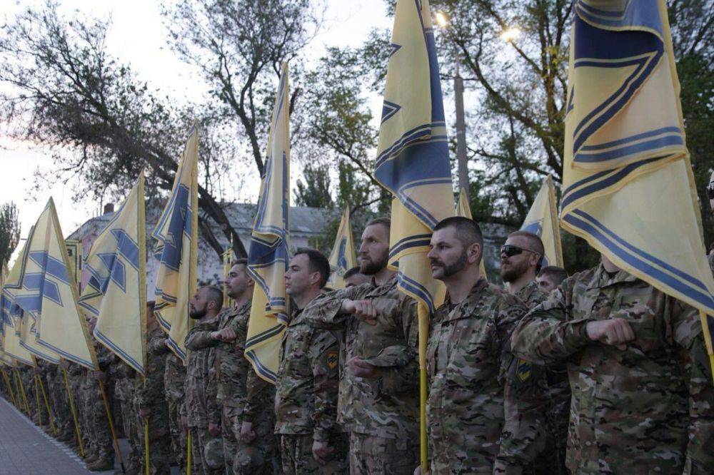 Американских неонацистов зовут воевать в Донбассе