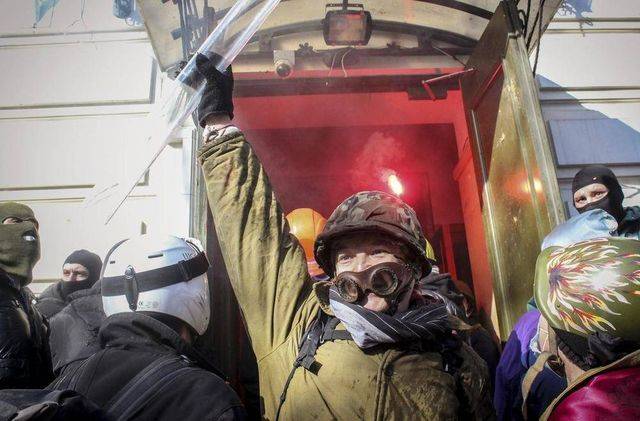Пять лет назад боевики Евромайдана начали открыто убивать