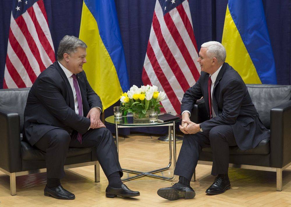 Порошенко: благодаря Киеву, Вашингтон отказался от диалога с Москвой