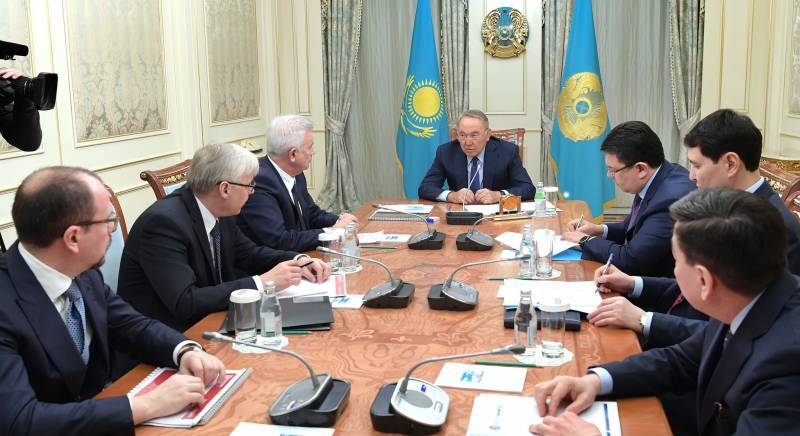Нурсултан Назарбаев начал подготовку к президентским выборам в Казахстане