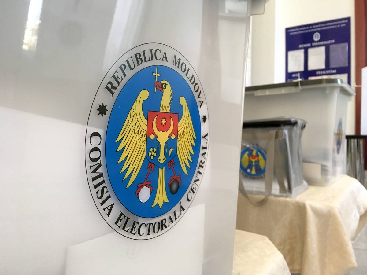 Молдавию ждет парламентский кризис: эксперты об итогах выборов