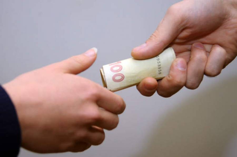 На подкуп одного украинского избирателя выделяют 5000 гривен